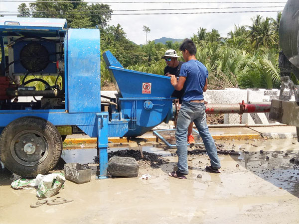 trailer concrete pump