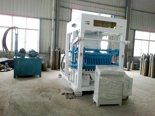 hollow block making machine